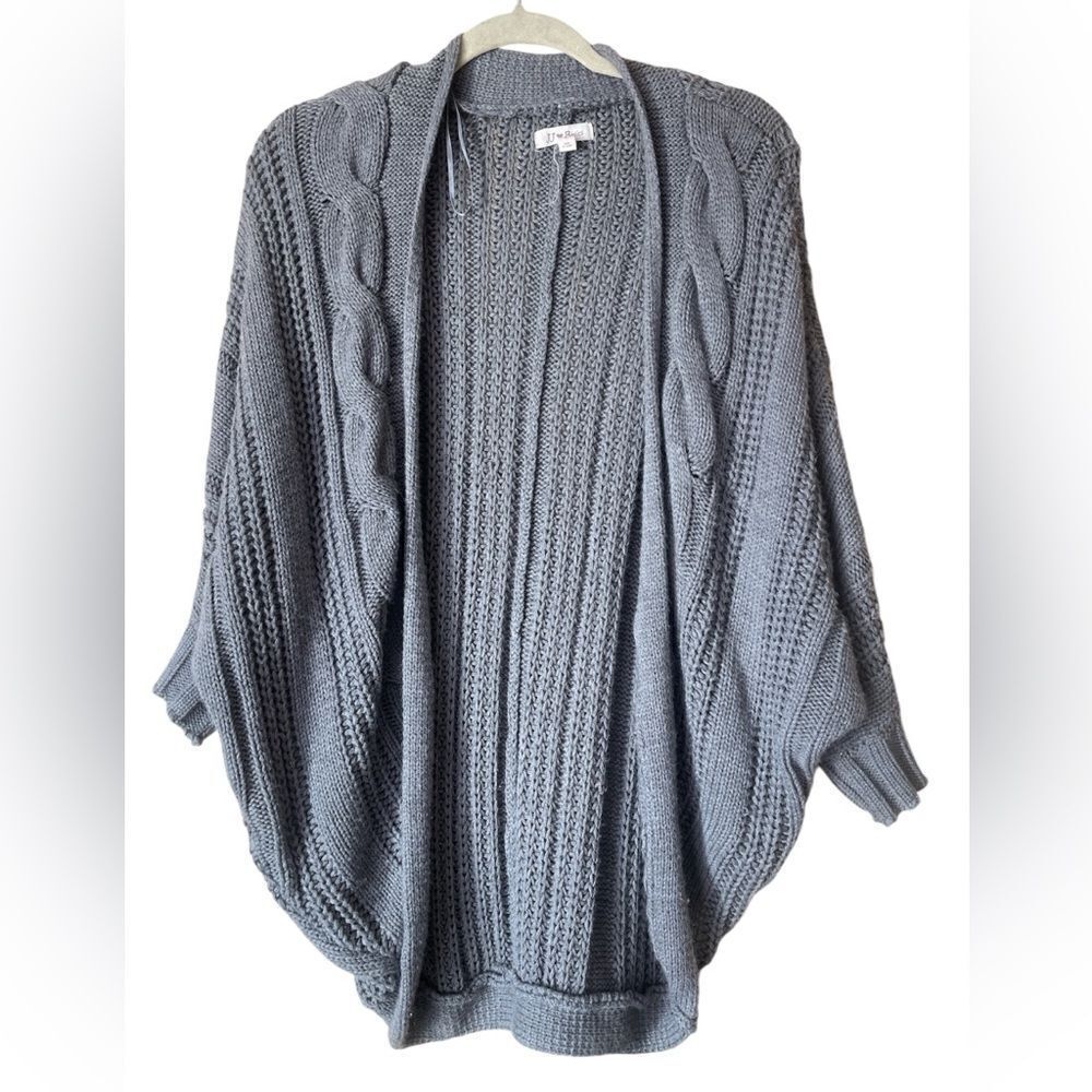 JJ BASICS Gray Long sleeve, cable knit cardigan Size L